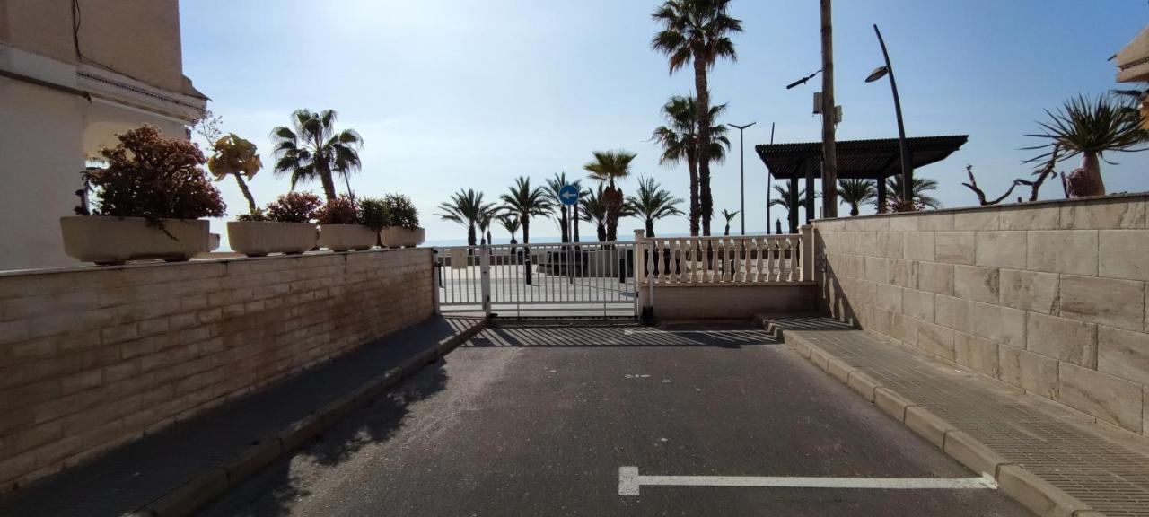 Beach Breeze Townhouse By The Beach Santa Pola Exterior photo